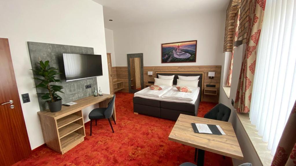 Hotel Friedchen Mit Eigener Fleischerei Artern Exterior foto