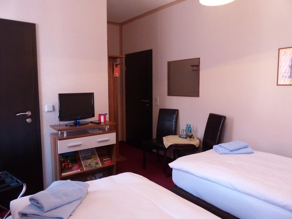 Hotel Friedchen Mit Eigener Fleischerei Artern Cameră foto